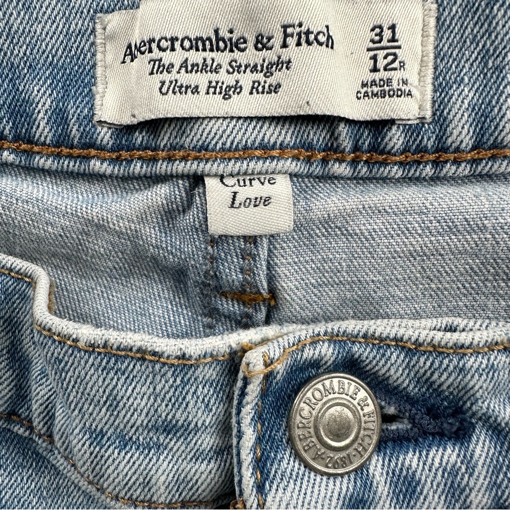 Abercrombie Distressed Curve Love Ankle Straight Ultra High Rise Jeans Sz 31 - Picture 9 of 11